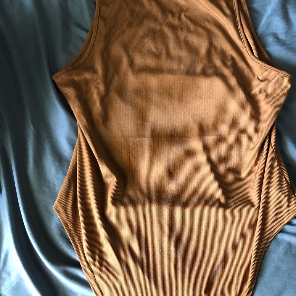Tan Sleeveless Ribbed Top